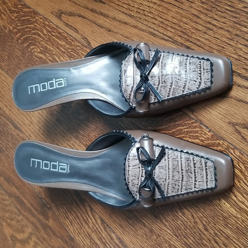 Moda Leslie Kitten Heels